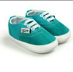 Unisex baby shoes